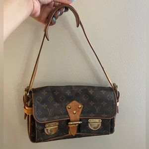 Louis Vuitton Hudson PM Monogram Shoulder Bag